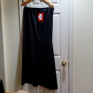 NWT JS Collections Modele Full Length Skirt
